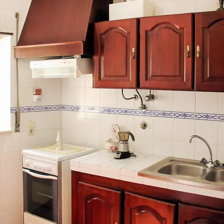 Vau Sleeps 6 With Pool And Wifi *